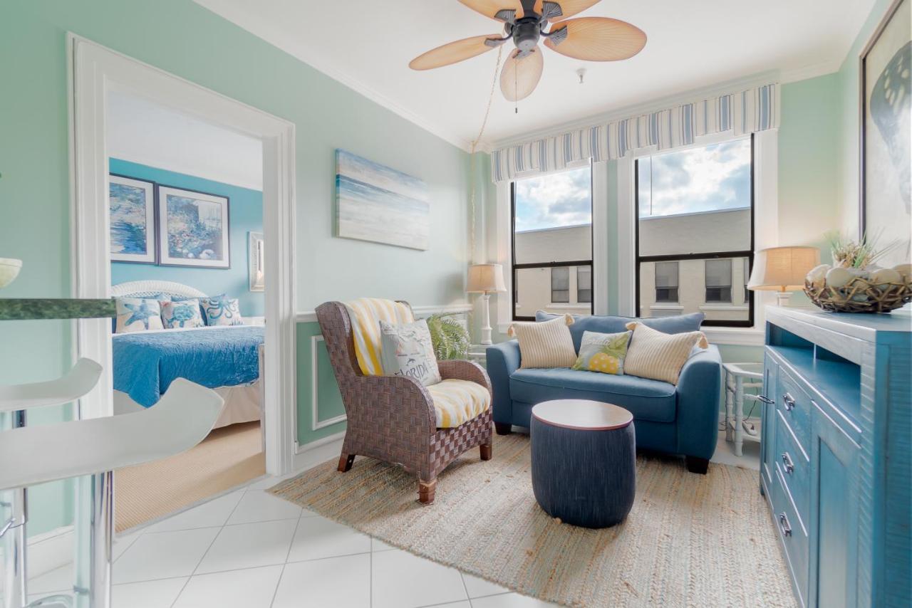 Palm Beach Island Condominiums Экстерьер фото