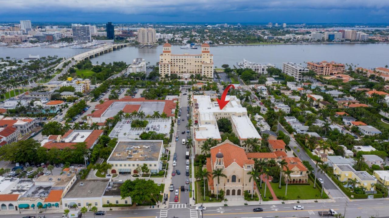 Palm Beach Island Condominiums Экстерьер фото