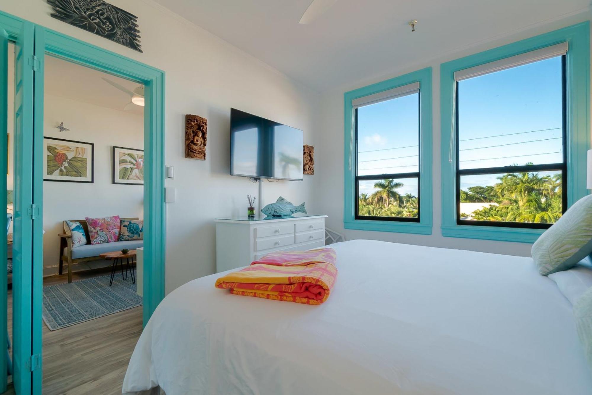 Palm Beach Island Condominiums Экстерьер фото